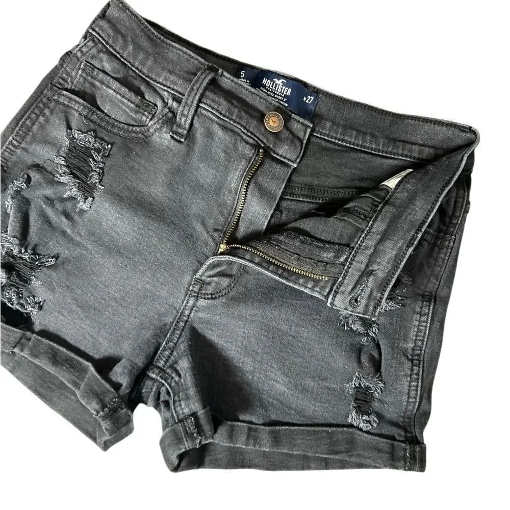 Hollister high rise Distressed Black Denim Shorts size 5/27W
